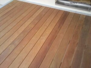 Ipe Holzterasse mit nicht sichtbarer Befestigung