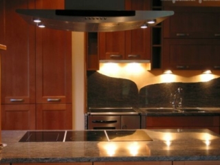 Paradieso Bash Steinplatte mit Miele Ceranfeld