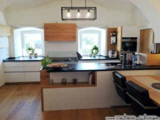 Fenix Küche in weiß Supermatt