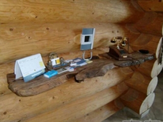 Abagebord in Nuss mit Waldkante