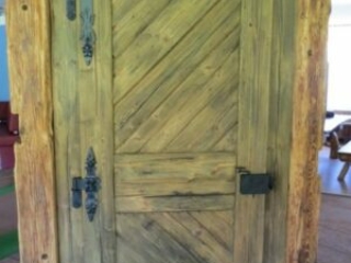 Rustikale Holzt&uuml;ren in Fichte Altholz